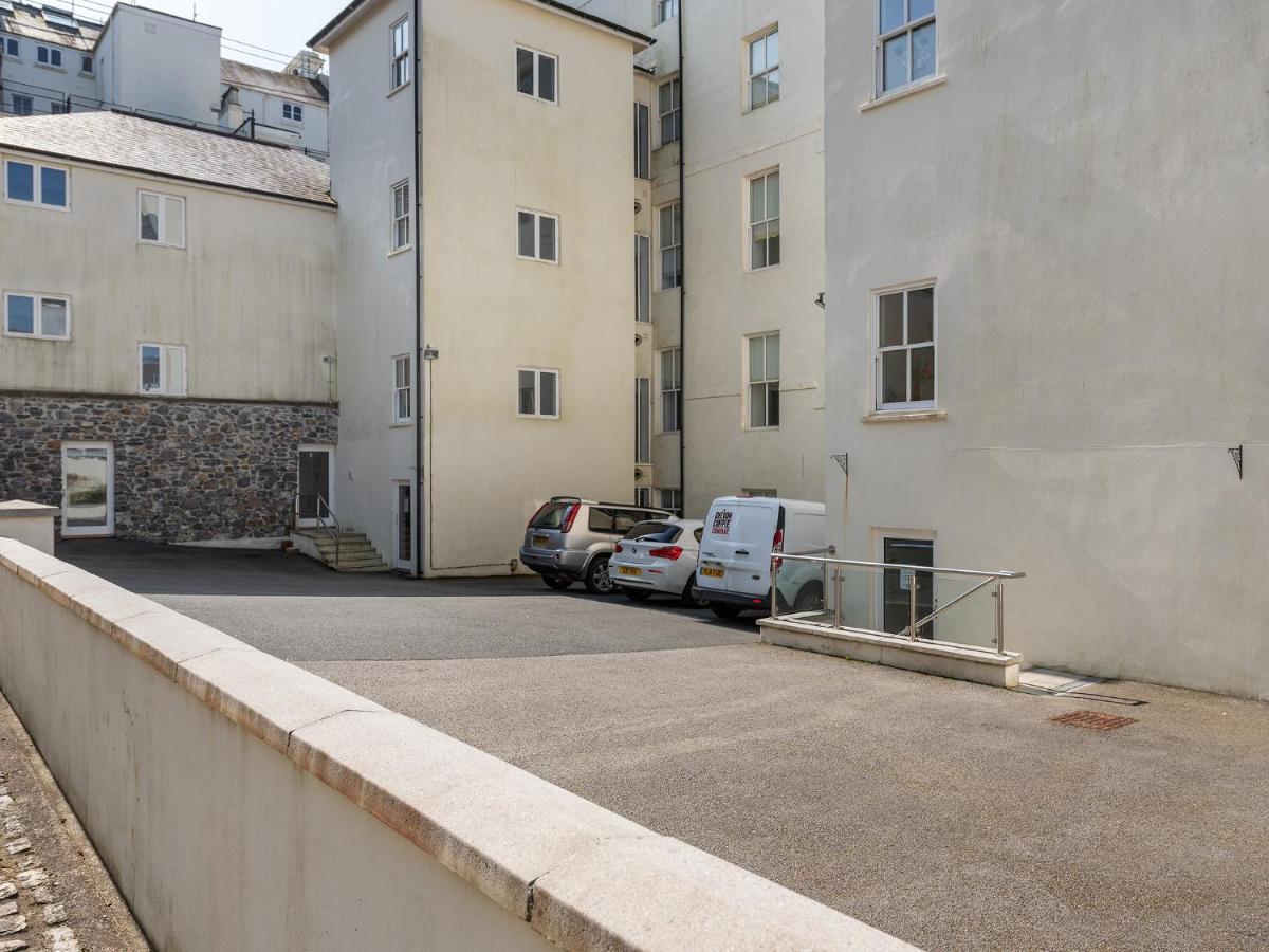 Strathmore House Apartments Plymouth Exteriör bild