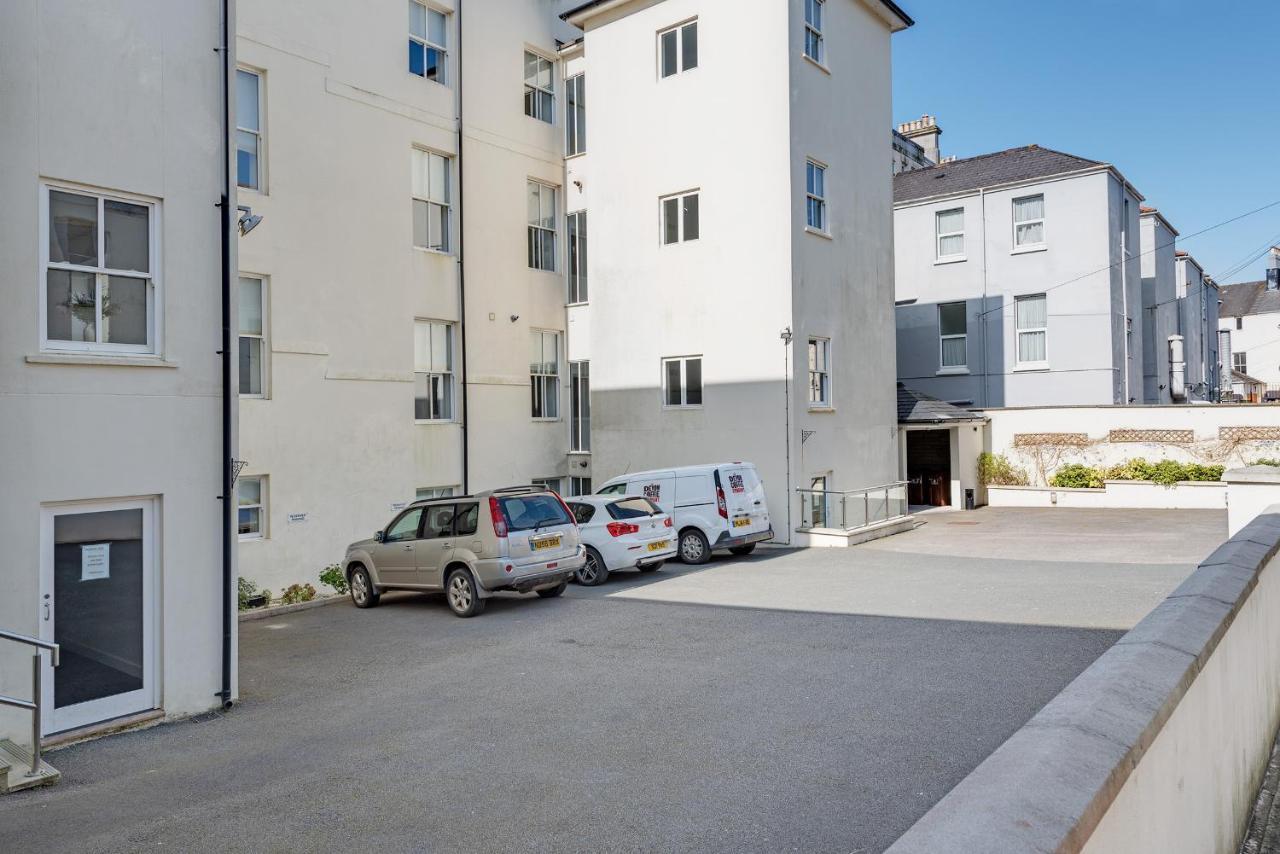 Strathmore House Apartments Plymouth Exteriör bild